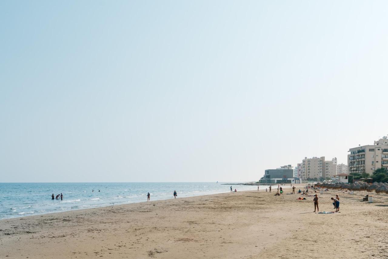Seasunlove Apt. Apartment Larnaca Exterior photo